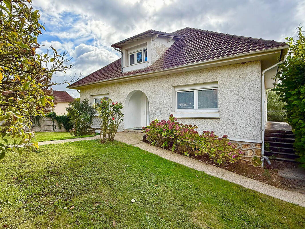 Maison à LA FERTE-SOUS-JOUARRE