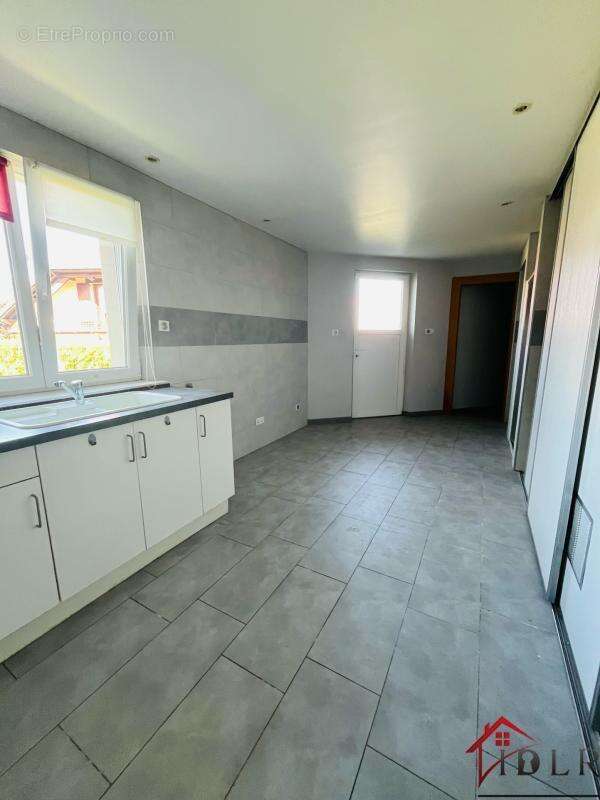 Maison à MAGNY-VERNOIS