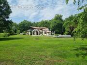 Maison à SAINT-SYMPHORIEN