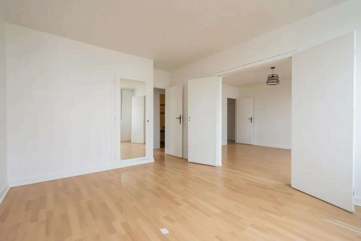 Appartement à SAINT-DENIS
