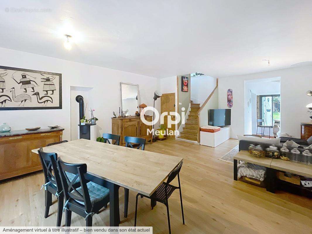 Maison à HARDRICOURT