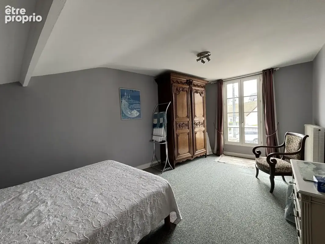 Charmante maison de ville avec garage, jardin paysagé et dépendance - photo 10