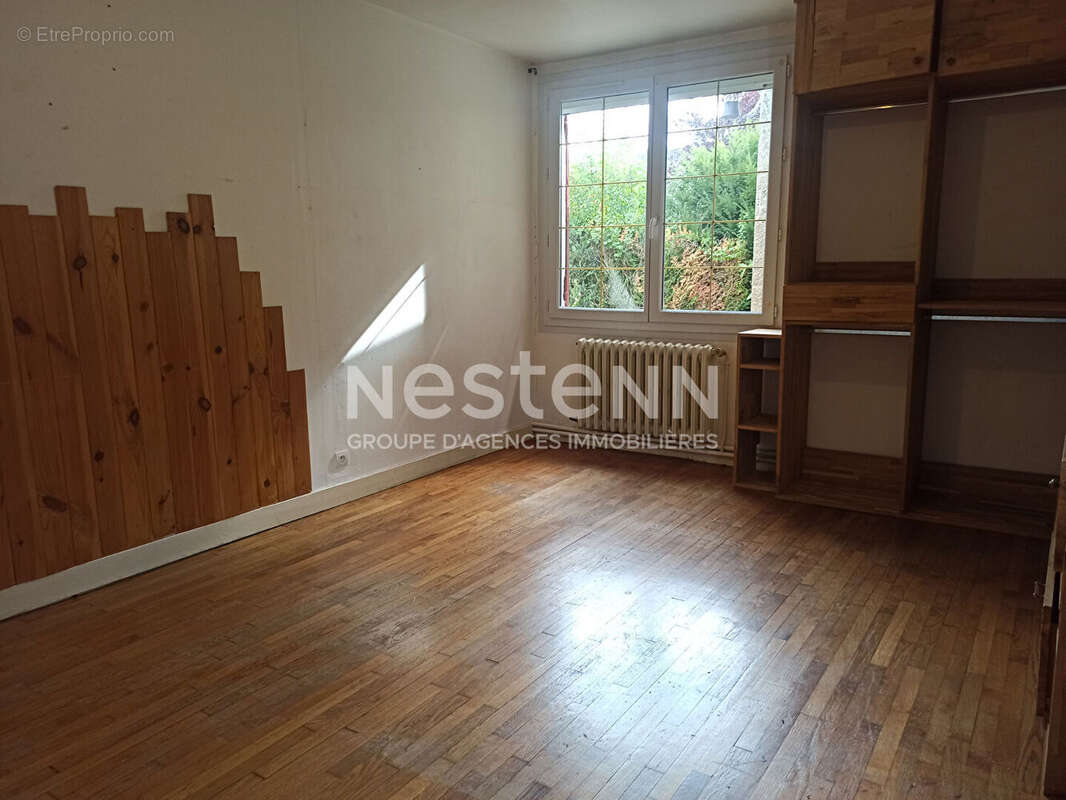 Maison à LA CHAUSSEE-SAINT-VICTOR