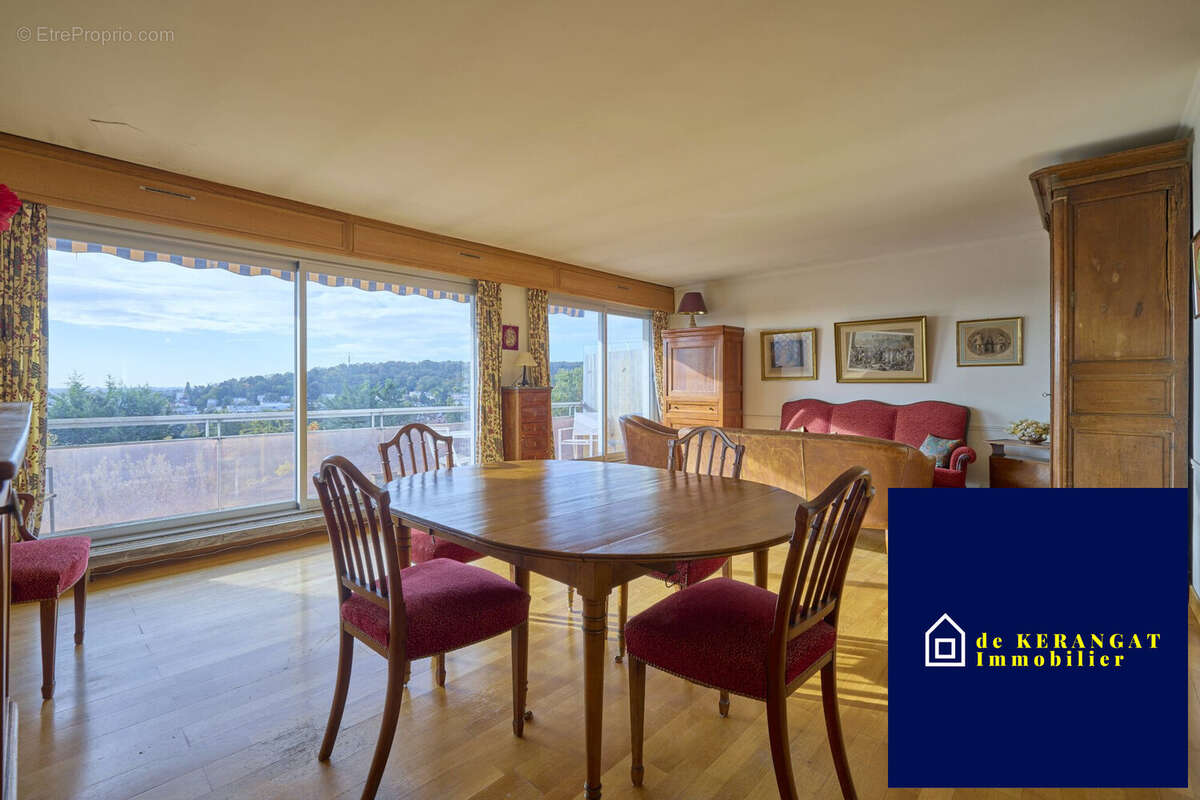 Appartement à LE PLESSIS-ROBINSON