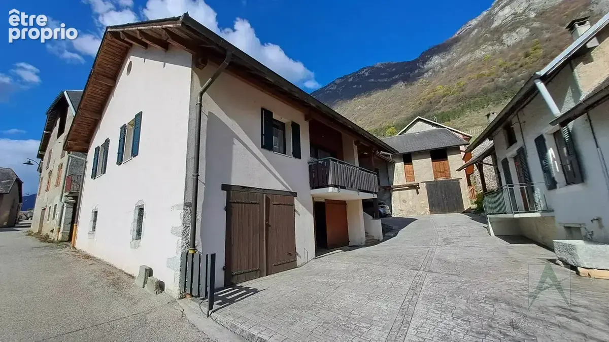 Chignin - 2 maisons de village - photo 3