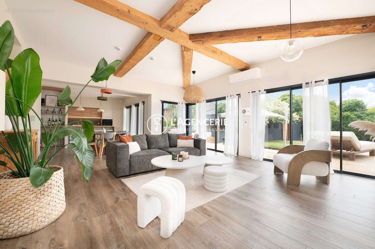 Maison 161 m² à Arthes  - photo 6