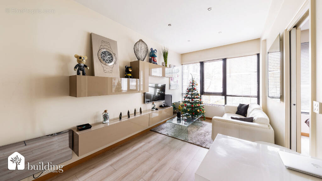 Appartement à LEVALLOIS-PERRET