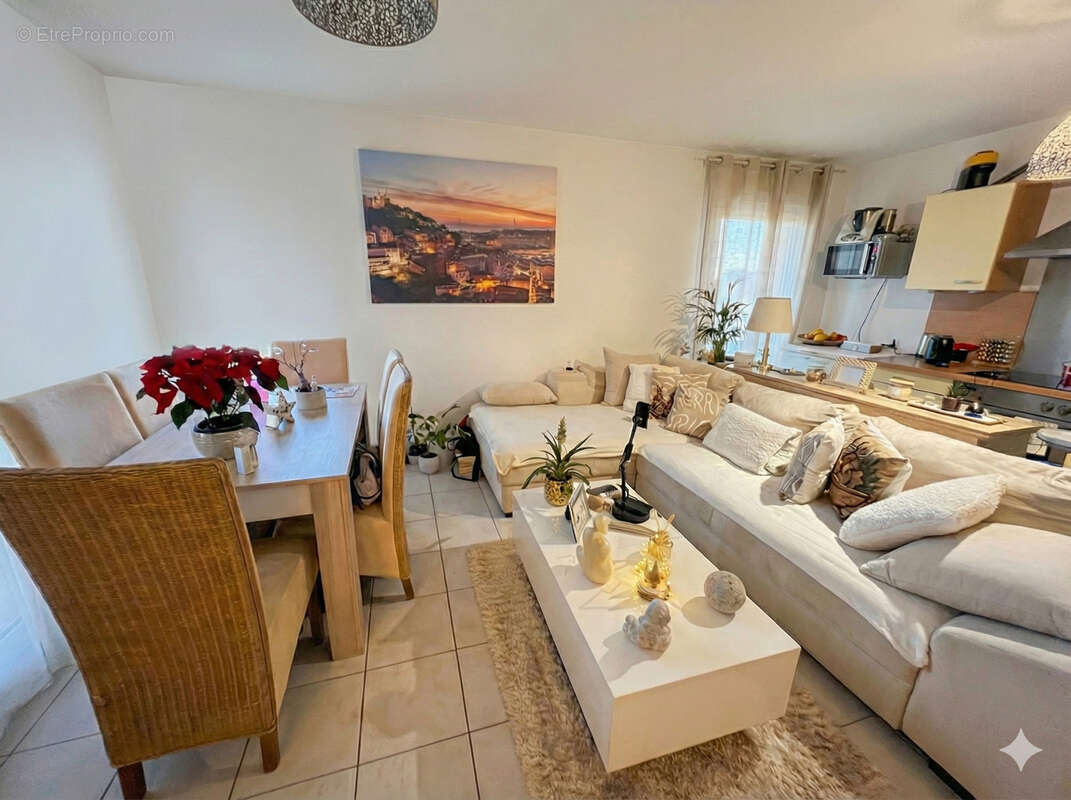 Appartement à PREVESSIN-MOENS