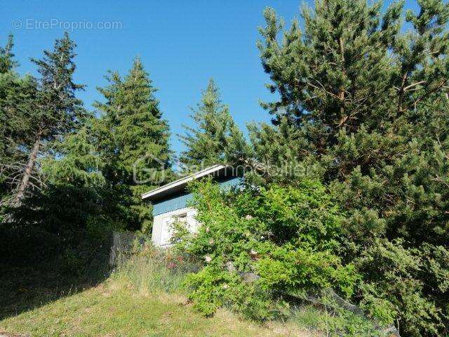 Maison à BESSE-ET-SAINT-ANASTAISE