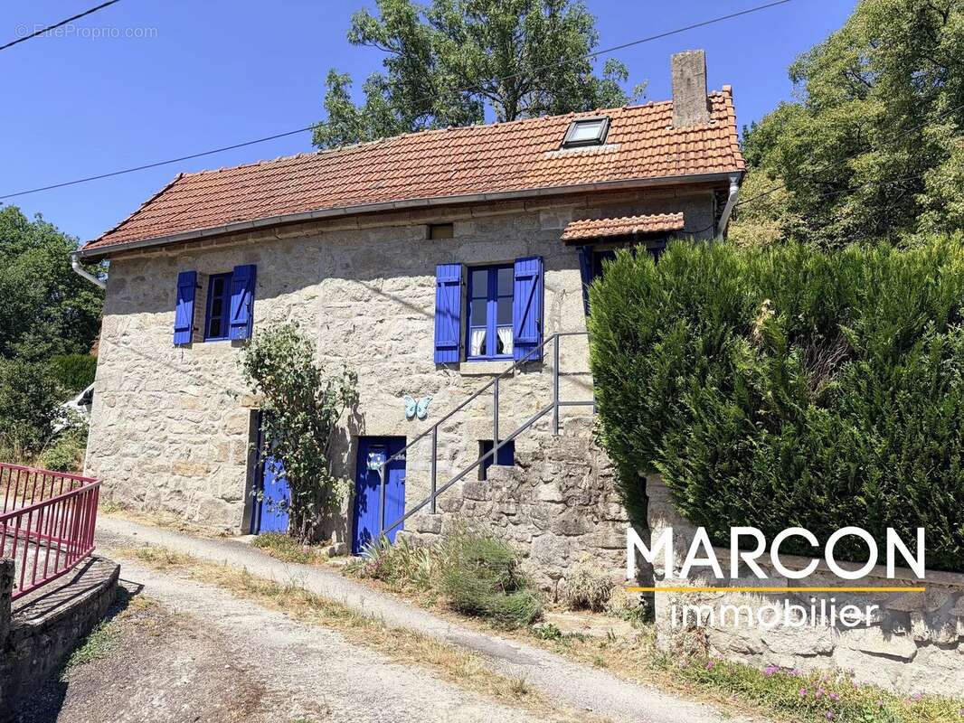 Maison à SAINT-SULPICE-LES-CHAMPS