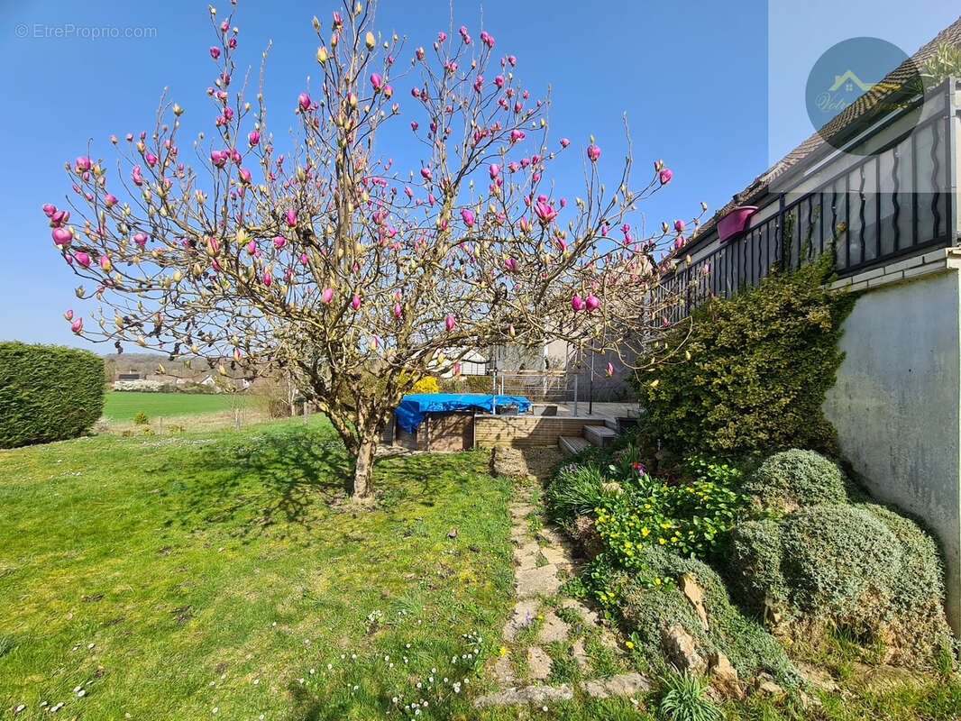 Maison à CHEROY