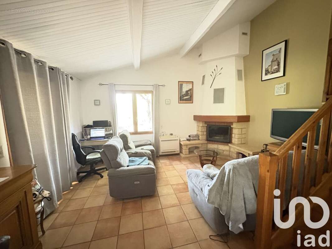 Photo 9 - Maison à CHASSIERS