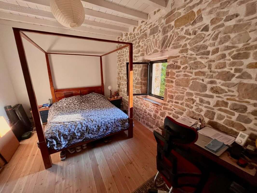 Maison 111 m² à Caunettes-En-Val  - photo 8