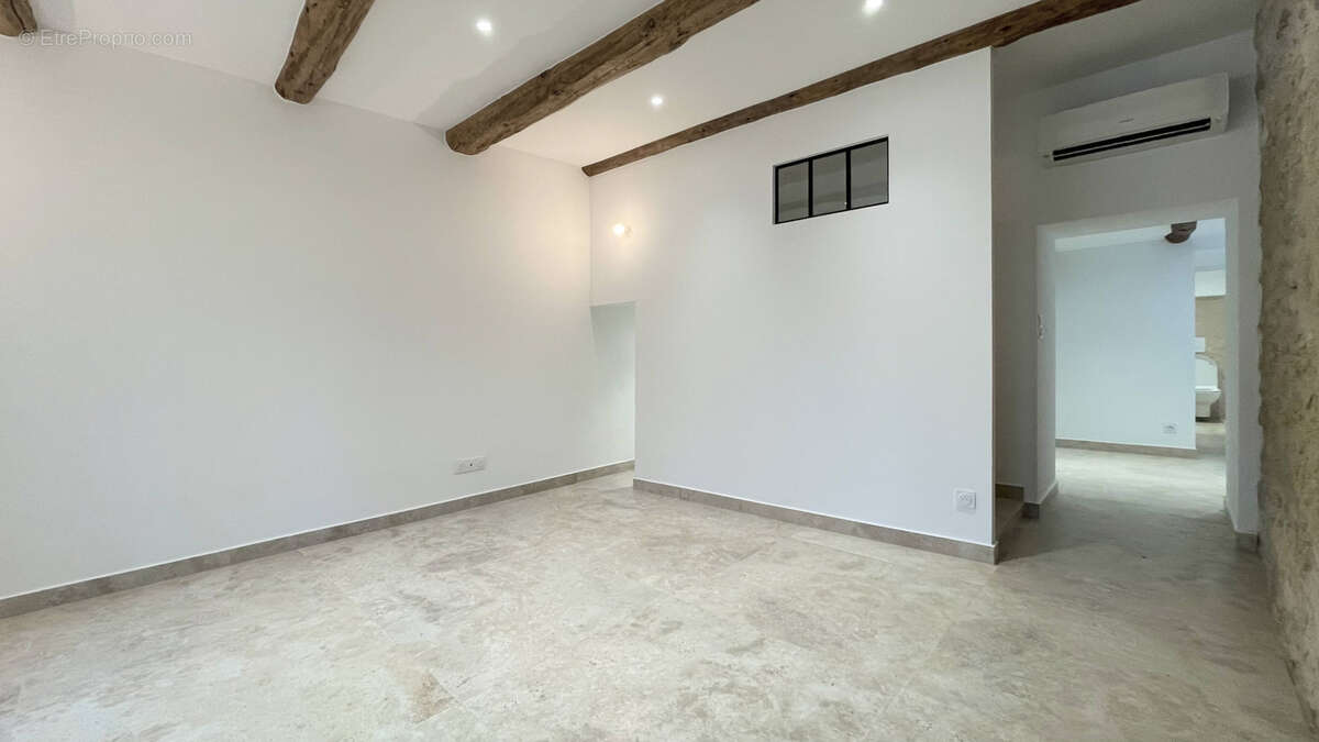 Maison à UZES