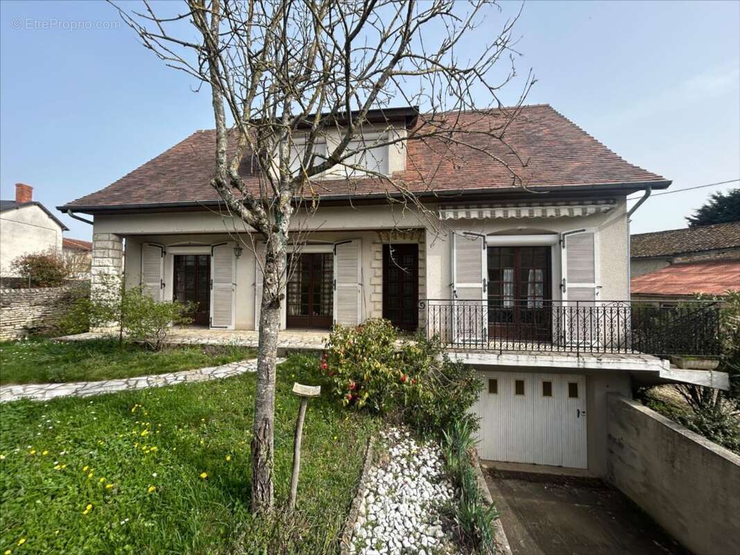 Maison à MARIGNY-BRIZAY