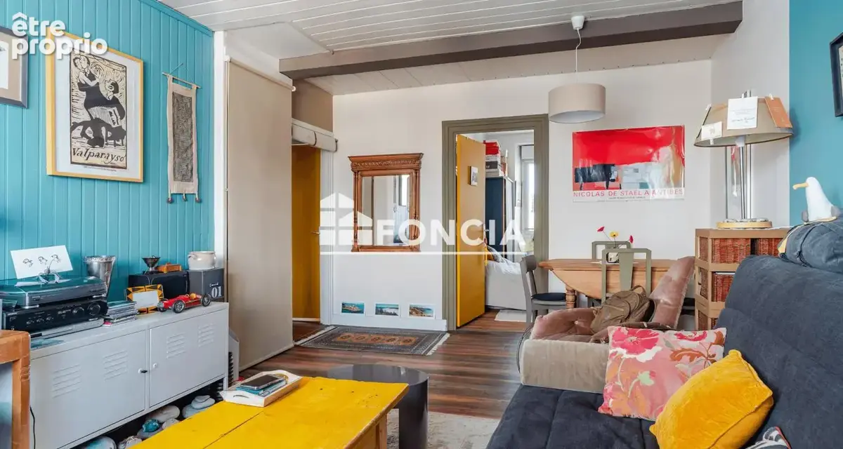 Concarneau - Au Centre-Ville - A Vendre Appartement T3 traversant - Stationnement aisé - Cave - photo 6