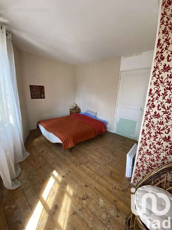 Maison 90 m² à Saint-Quentin-La-Chabanne  - photo 8