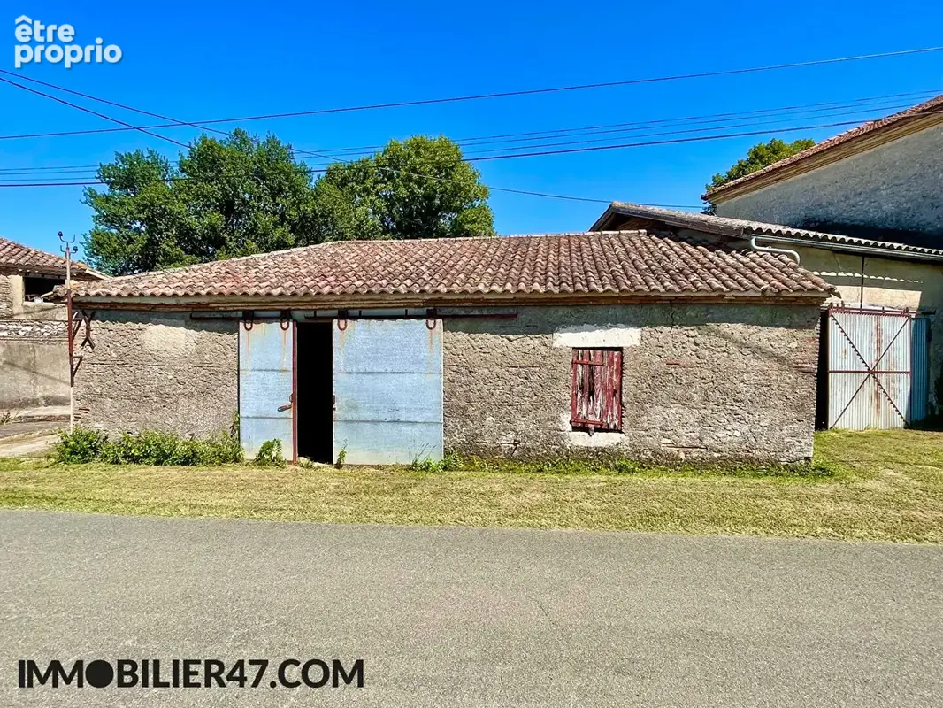 Maison en pierre avec dependances - photo 15