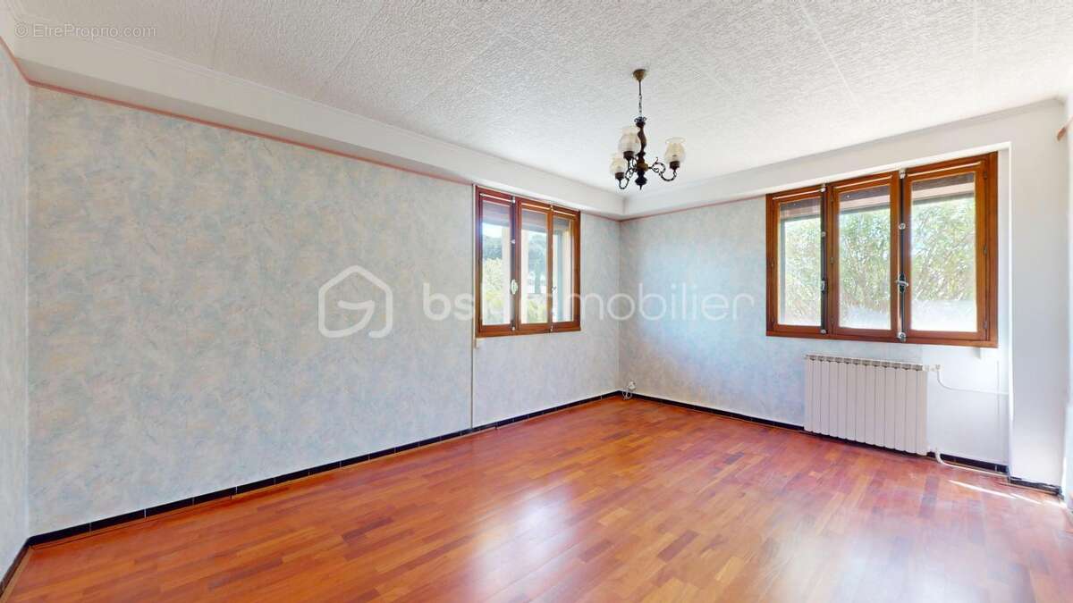 Grande maison divisée en deux logements ou logement + activité pro - photo 21