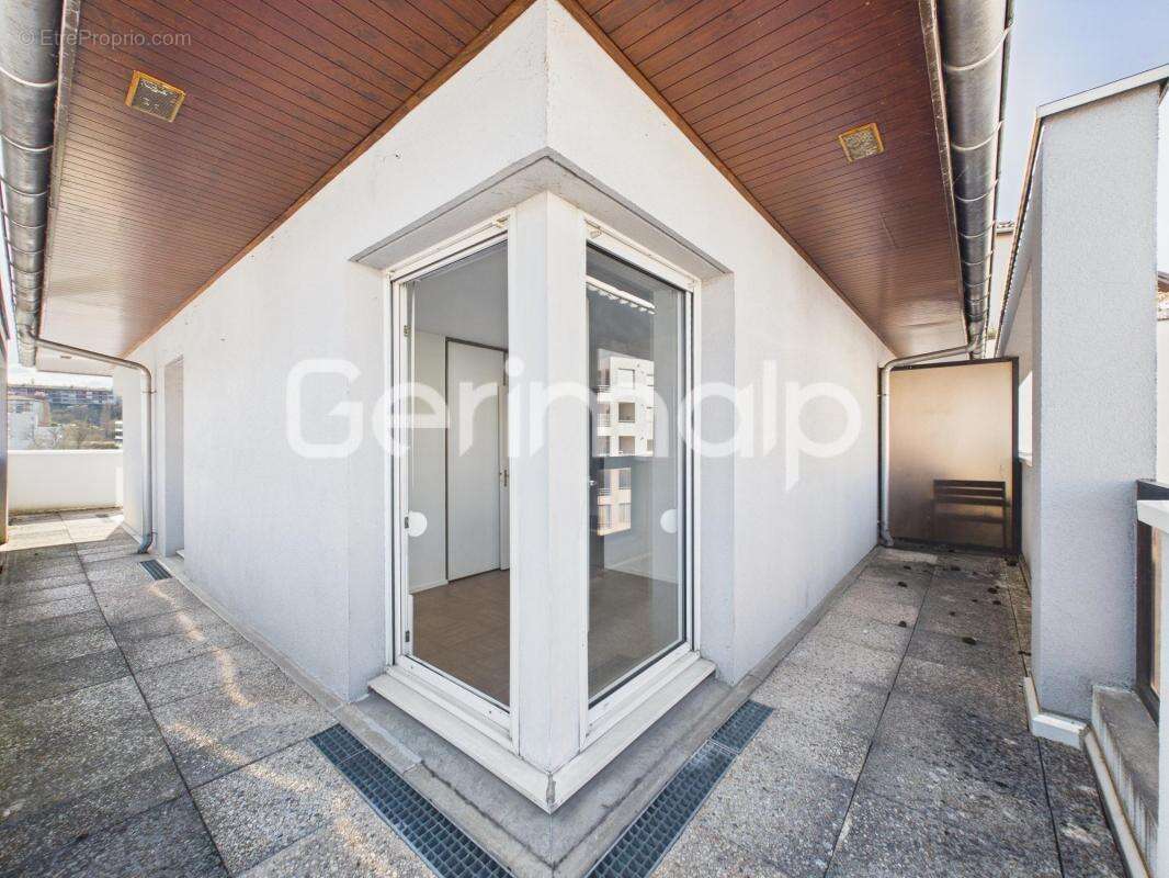 Appartement à CRAN-GEVRIER