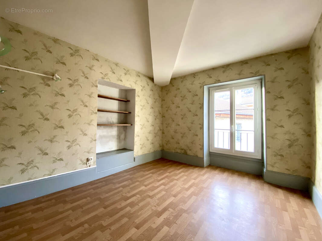 Appartement à TULLINS