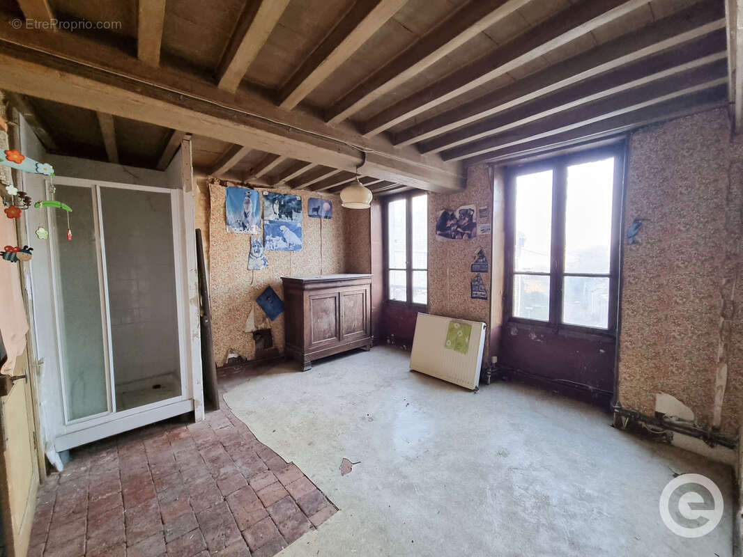 Maison 5 pièces 143m2 à rénover proche Vézelay - photo 9