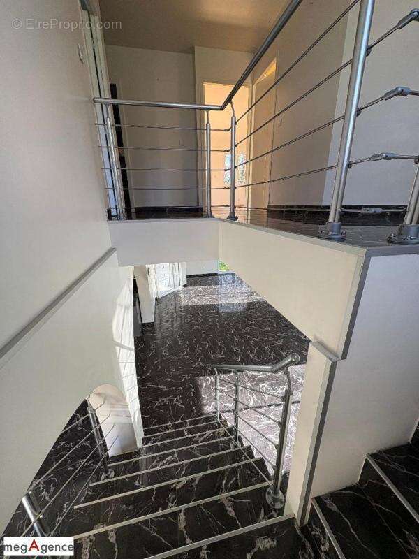 Maison à LA CHEVROLIERE