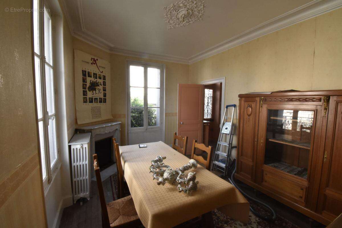 Maison à COSNE-COURS-SUR-LOIRE