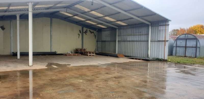 Commerce à MONTLUCON