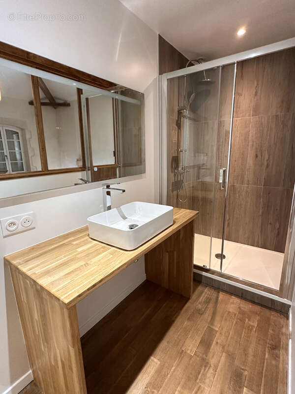 Maison à SAINT-JEAN-D'ANGELY