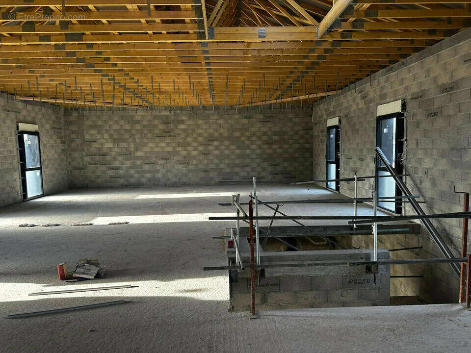 Commerce 432 m² à Brax  - photo 2
