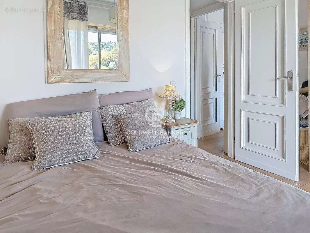 Appartement à LE CANNET