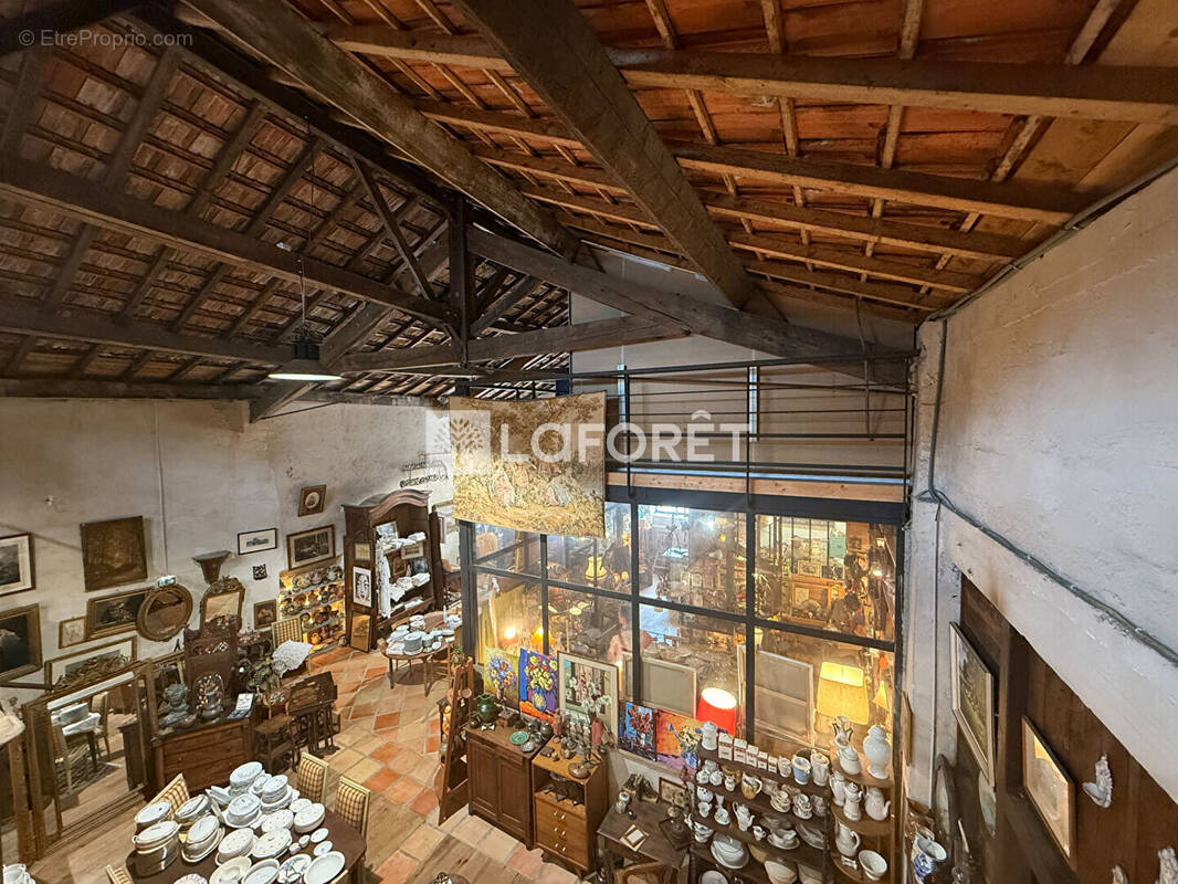 Commerce à PREIGNAC