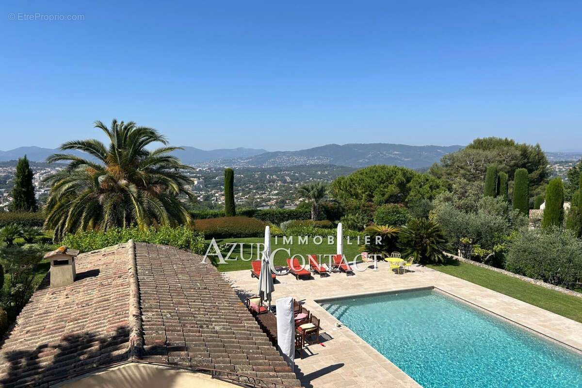 Maison à MOUGINS