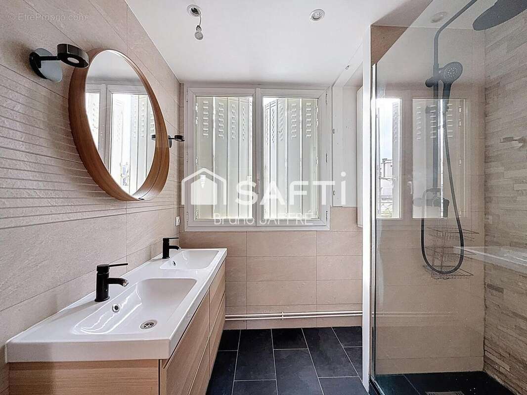 Photo 6 - Appartement à PARIS-15E