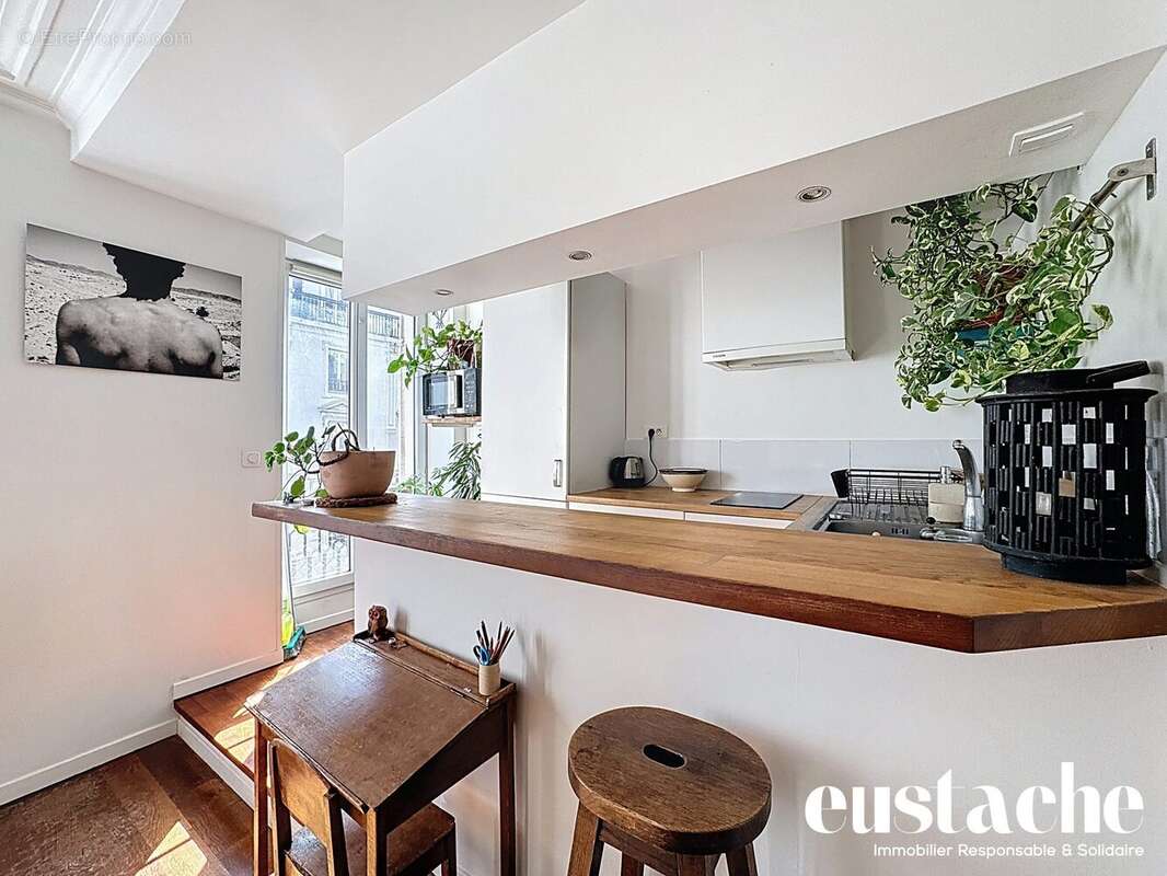 Appartement à PARIS-18E