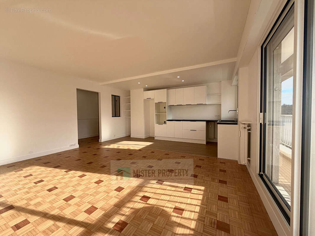 Appartement à RUEIL-MALMAISON