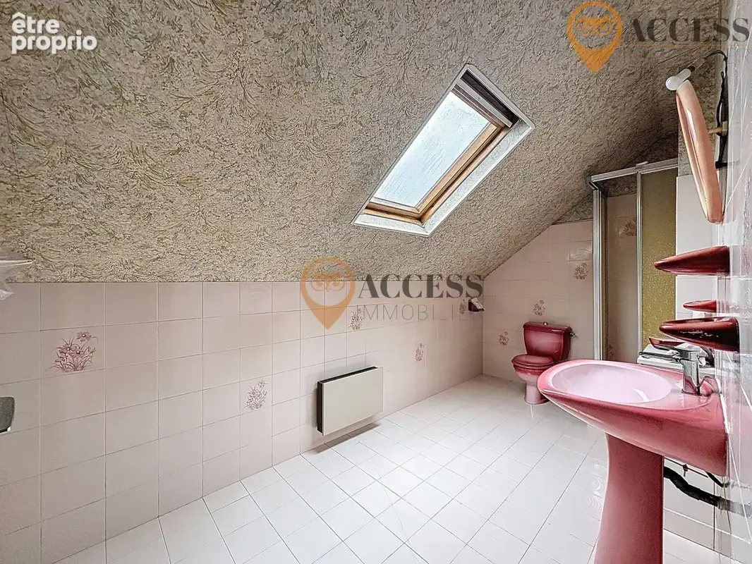 DEUIL LA BARRE - Maison 6 pièces de 141m2 avec sous-sol total ! - photo 15