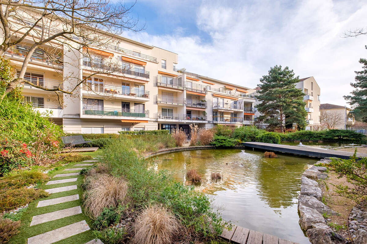 Appartement à BRON