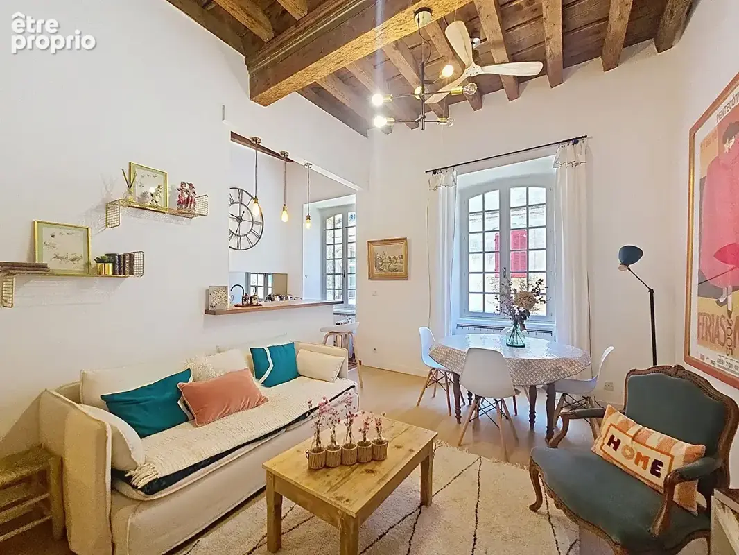 Avignon intra-muros Appartement de charme 3 pièces, 2 chambres - photo 8