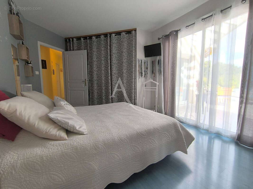 Maison à TALMONT-SAINT-HILAIRE