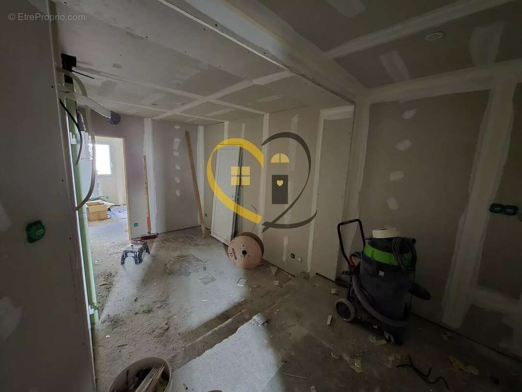 Appartement à LES AIX-D&#039;ANGILLON