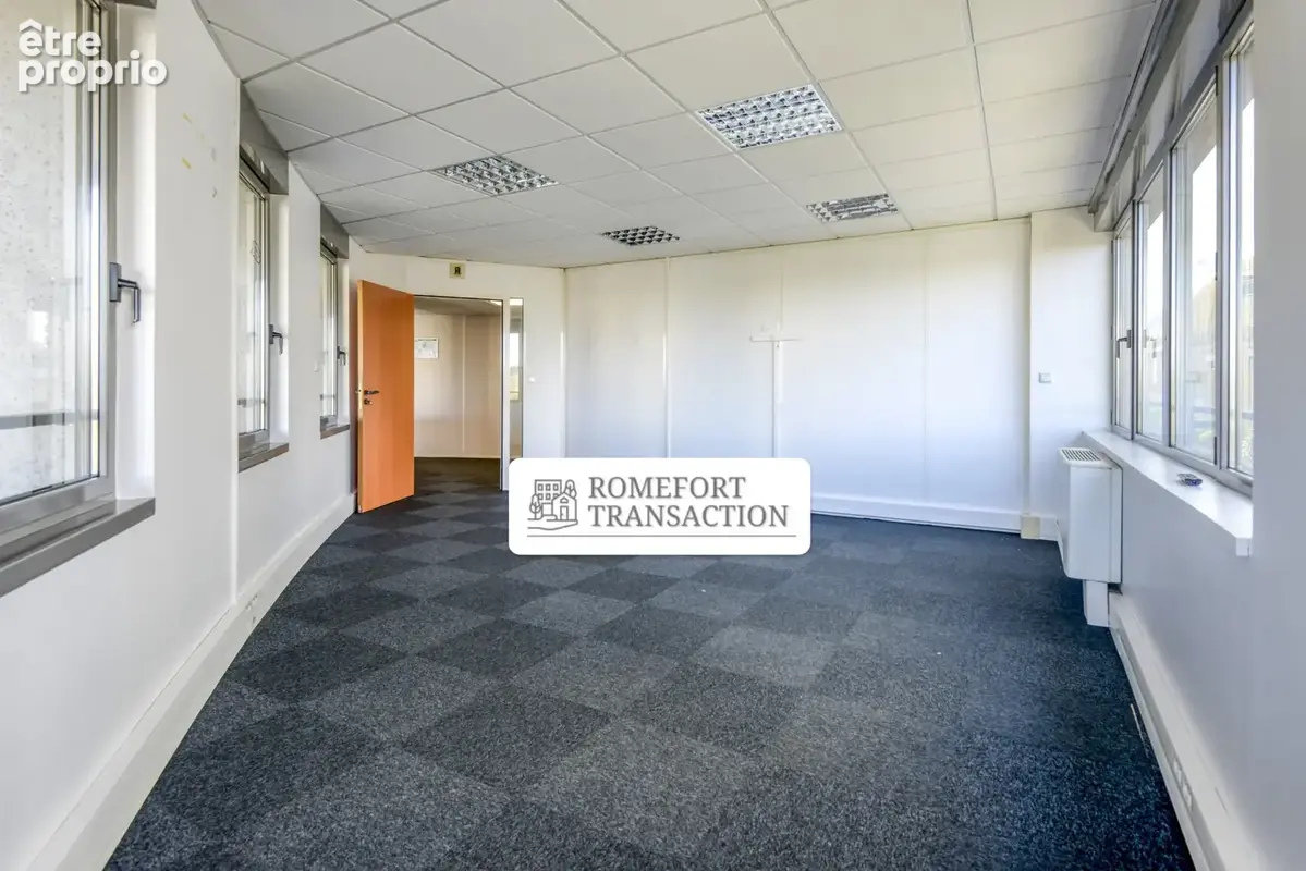 NANTES - Ile de Nantes - Bureaux vue sur Loire - photo 2