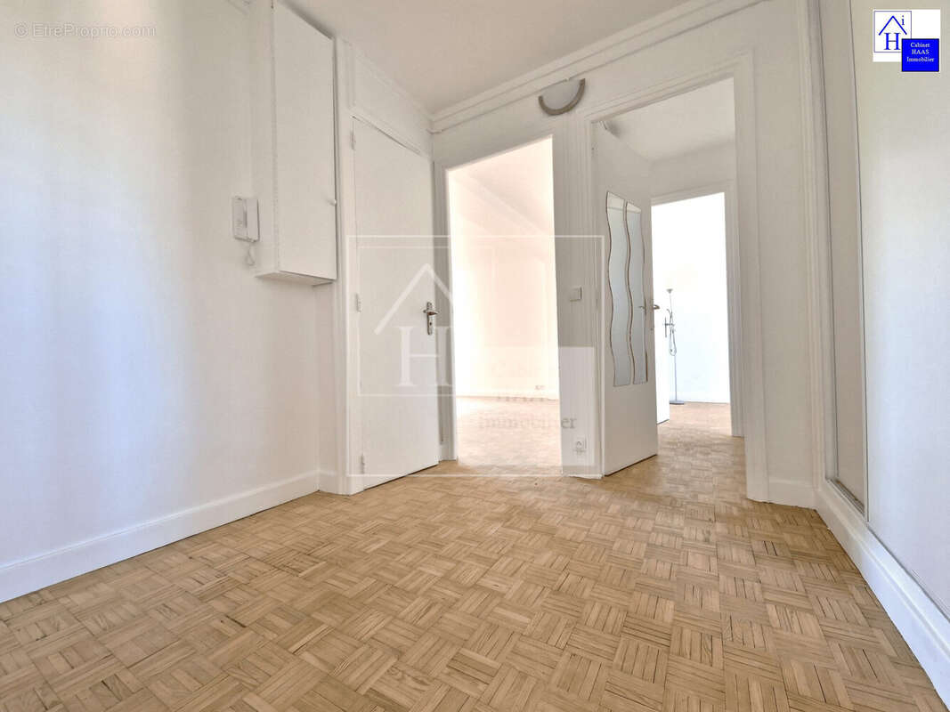 Entrée - Appartement à MAISONS-ALFORT