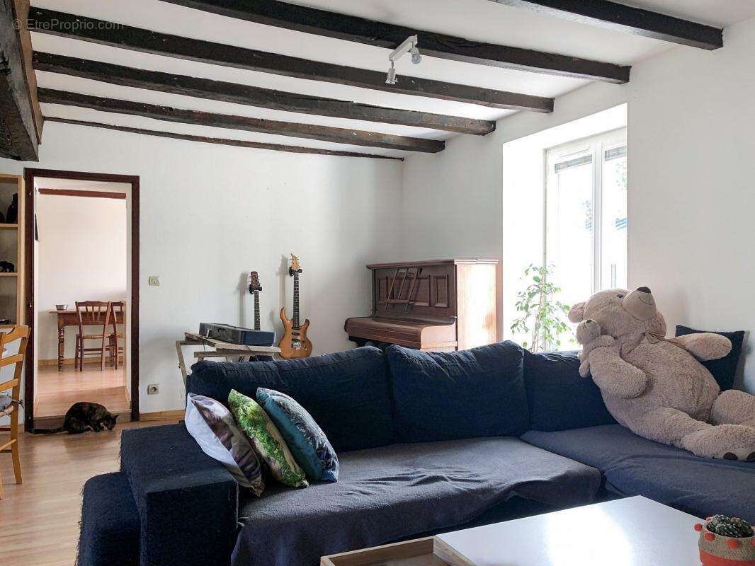 Maison à SAINTE-RADEGONDE