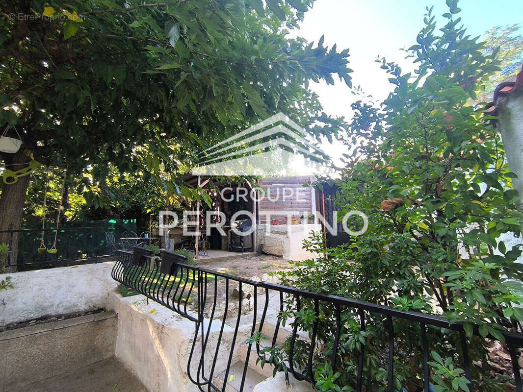 Appartement à TRETS