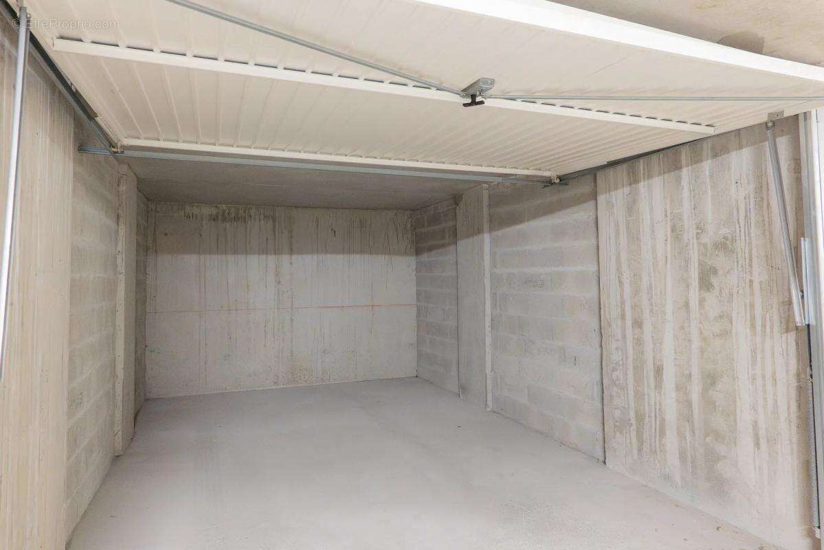 Appartement à LYON-8E