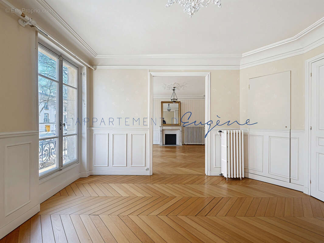Appartement à PARIS-15E