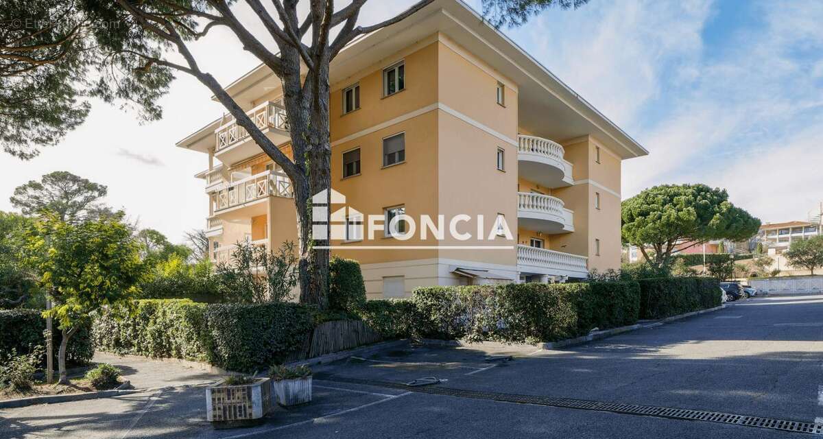 Appartement à FREJUS