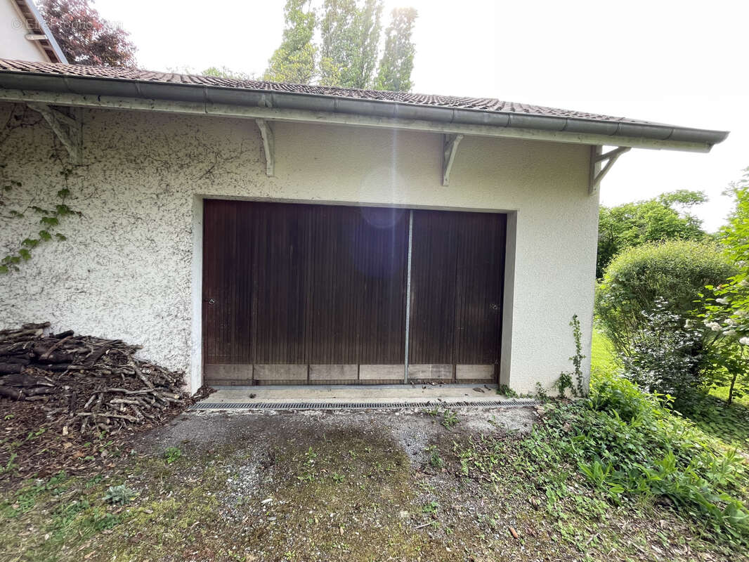 Maison à LA GUERCHE-SUR-L'AUBOIS